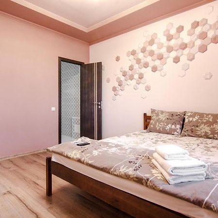 Primorskiy Suite Odessa Exterior photo