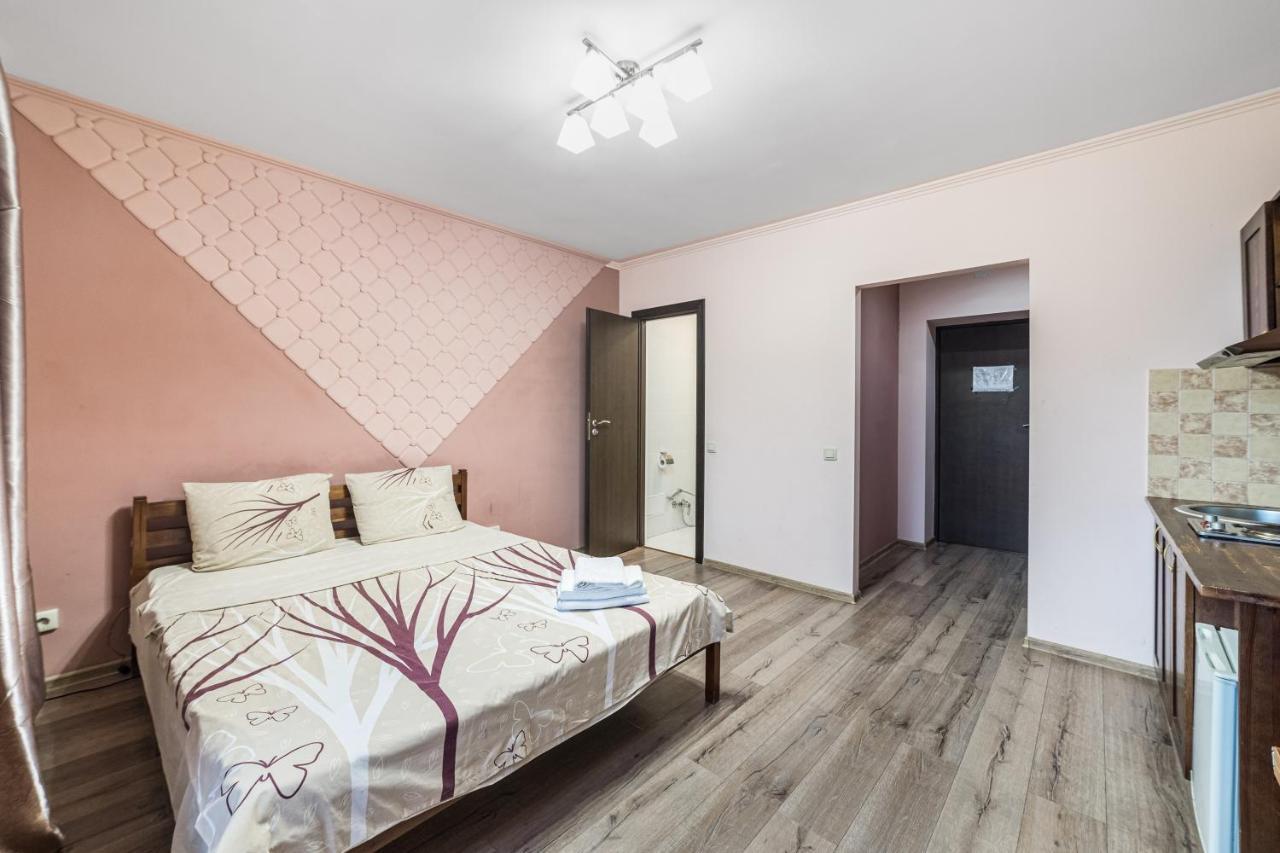 Primorskiy Suite Odessa Exterior photo